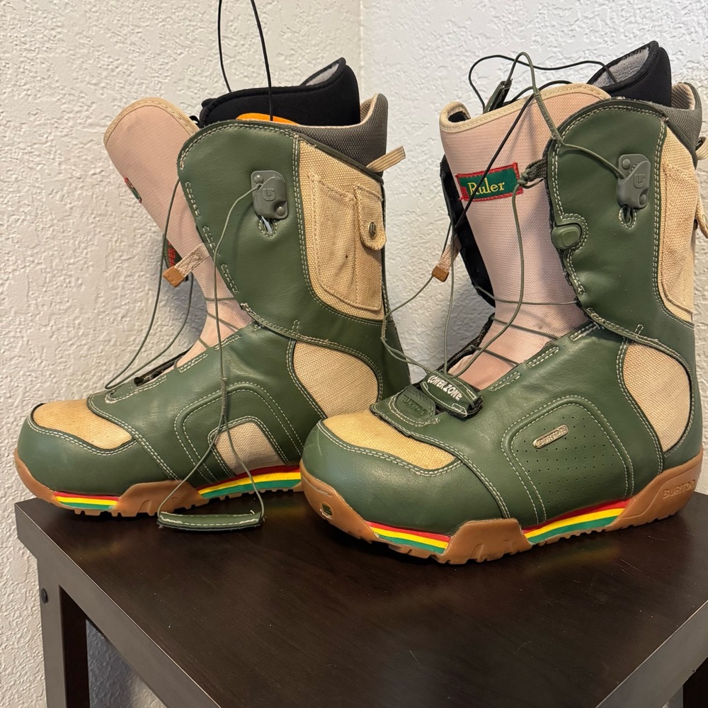 Burton Ruler Green and Tan Snowboard Boots - Picture 5 of 9